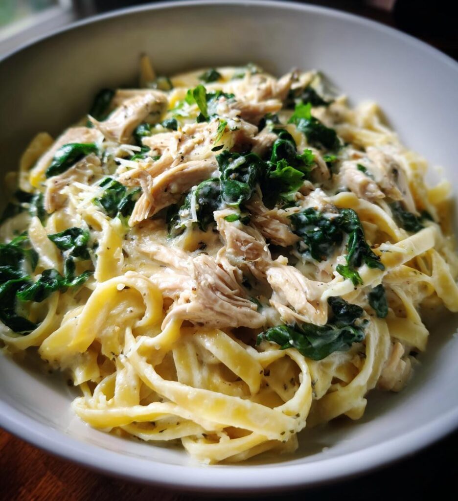 Chicken and Kale Alfredo